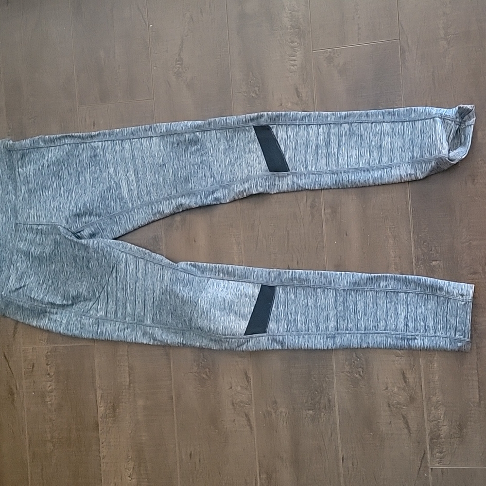 ♥️ NWOT LA Society Workout Leggings